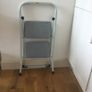 Aluminium 2-step ladder Image 2