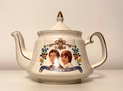 Vintage Teapot Royal Wedding 1981