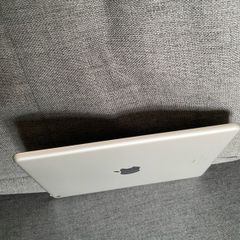 Apple iPad 6th Gen (2018) - 32GB - Wi-Fi - FOR PARTS / REPAIR (Battery Issue)
