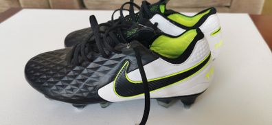 Nike - Tiempo Soccer Boots size 5.5