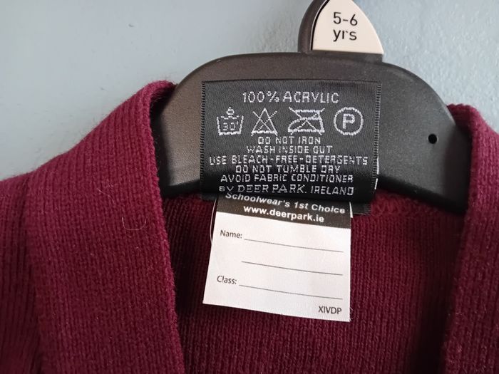 NEW-School Cardigan Burgundy