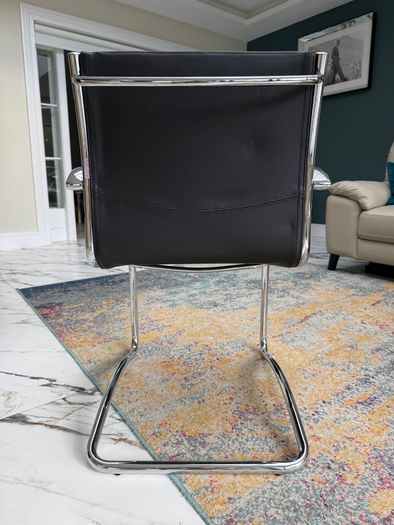 12 Genuine Milani Italian Conference Boardroom Chairs As New Condition