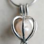 Vintage 18K white Gold Plated Caged Pearl Necklace length 16" - 5,7g Image 2