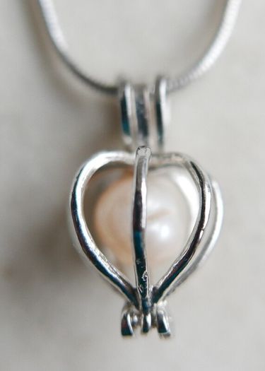 Vintage 18K white Gold Plated Caged Pearl Necklace length 16" - 5,7g