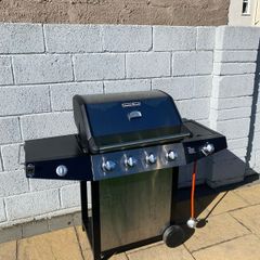 Barbecue 5 burners (gas bottle included)