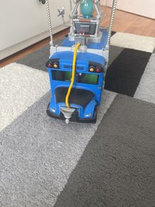 Fortnite Battle Bus