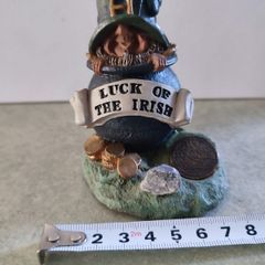 Lovely Irish figurine (Luck of the Irish ).