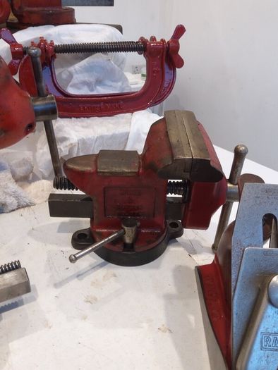 red tool selection