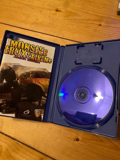 Monster Trux Extreme Arena Edition PS2