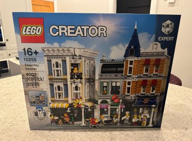 Lego Creator Assembly Square