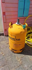 gas bottle empty