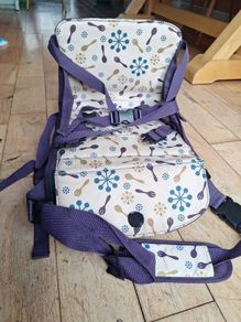 Travel booster seat