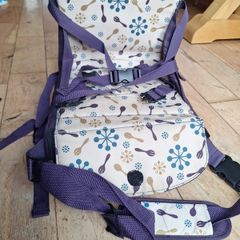Travel booster seat
