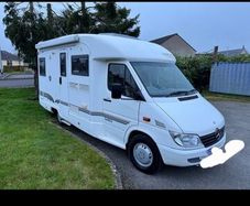 Camper motor home