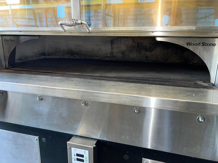 Commercial Pizza Oven