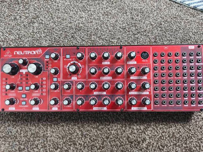 Behringer Neutron