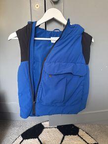 Sleeveless jacket for boys