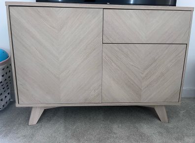 sideboard