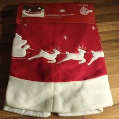 Christmas tree skirt