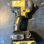 dewalt impacter & battery Image 2