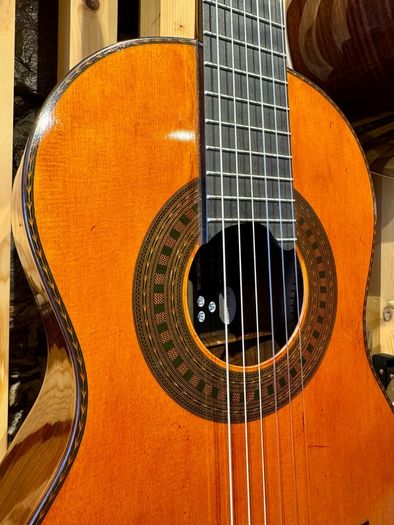 2015 Milestones of Music Guitarras Clasicas La Torres 1A  Classical Guitar