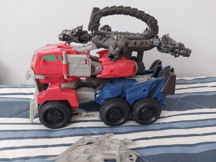 Transformer  OPTIMUS