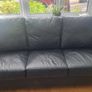 Black leather sofa - Free Image 3