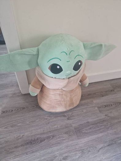 Giant Star Wars Mandelorian Grogu - Arcade Machine Win