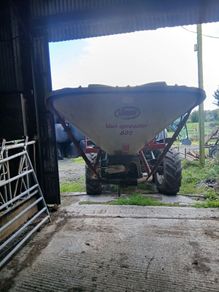 Fertiliser sower