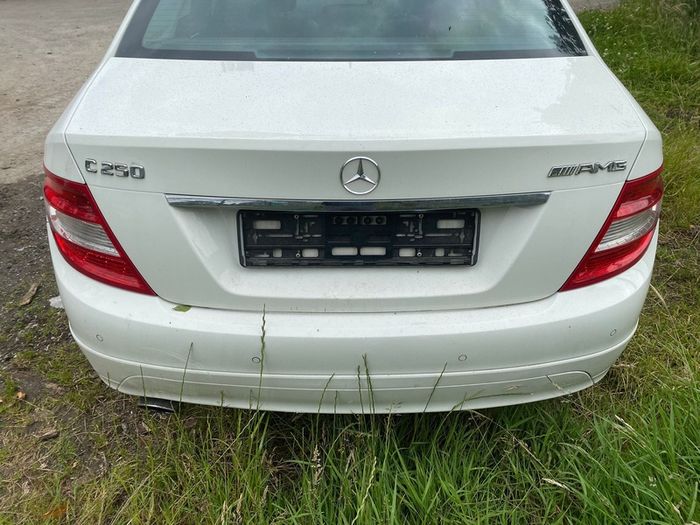 2011 Mercedes Benz C200 Breaking