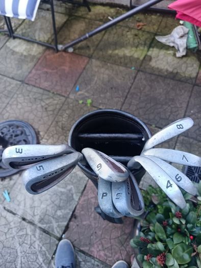 golf clubs