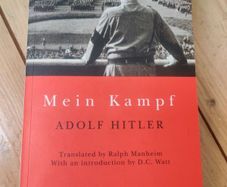 Adolf Hitler - Mein Kampf