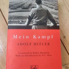 Adolf Hitler - Mein Kampf