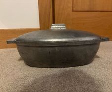 Vintage Aluminium Pot / Casserole Dish
