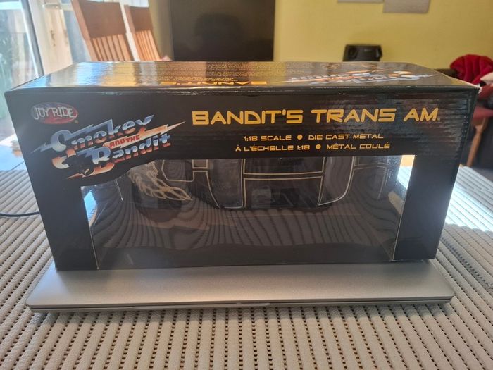 Smokey + The Bandit Trans Am by ERTL - 1/18 - NEW in BOX