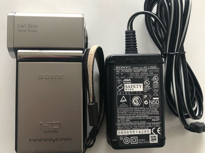Sony Handycam Avchd Full Hd Video Camera