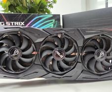 Graphic Card Nvidia ASUS ROG Strix GeForce RTX 2080 Ti 11Gb VRam