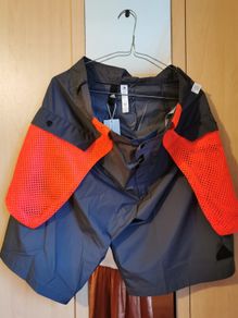 BNWT - Adidas mens shorts SIZE M