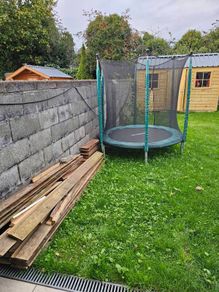 Trampoline