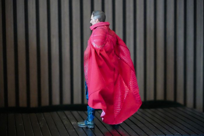 Hot Toys Doctor Strange - Spider-Man: No Way Home  1/6 Scale MMS629