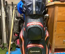 Taylormade golf bag 100% waterproof
