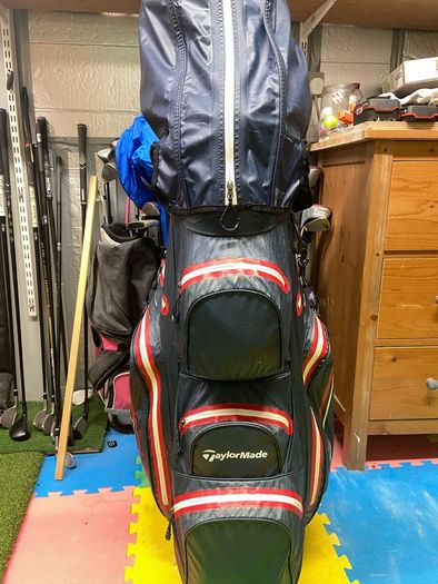 Taylormade golf bag 100% waterproof