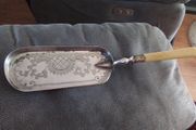Victorian Crumb Catcher