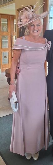 Mother of the bride outfit