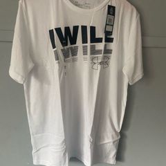 BNWT Under Armour Top - Large
