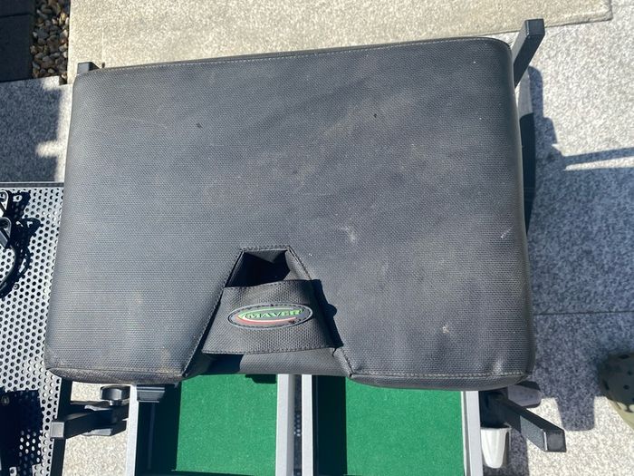 Maver MX1500 fishing box