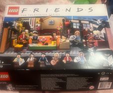 Friends Lego Set 21319 Central Perk