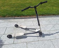 Kids Flicker Scooter