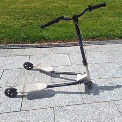 Kids Flicker Scooter