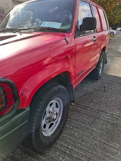 Isuzu trooper